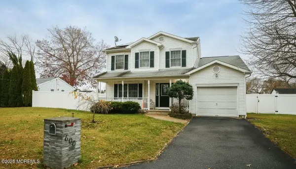 600 Lawrence Avenue, Toms River, NJ 08757