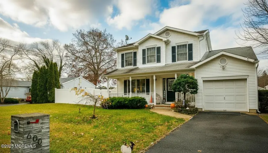 600 Lawrence Avenue, Toms River, NJ 08757 - Image #2