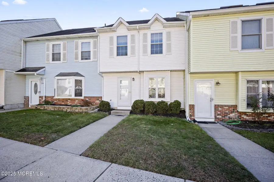 120 Joan Court, Jackson, NJ 08527 - Image #2
