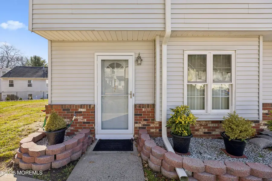 117 Joan Court, Jackson, NJ 08527 - Image #2