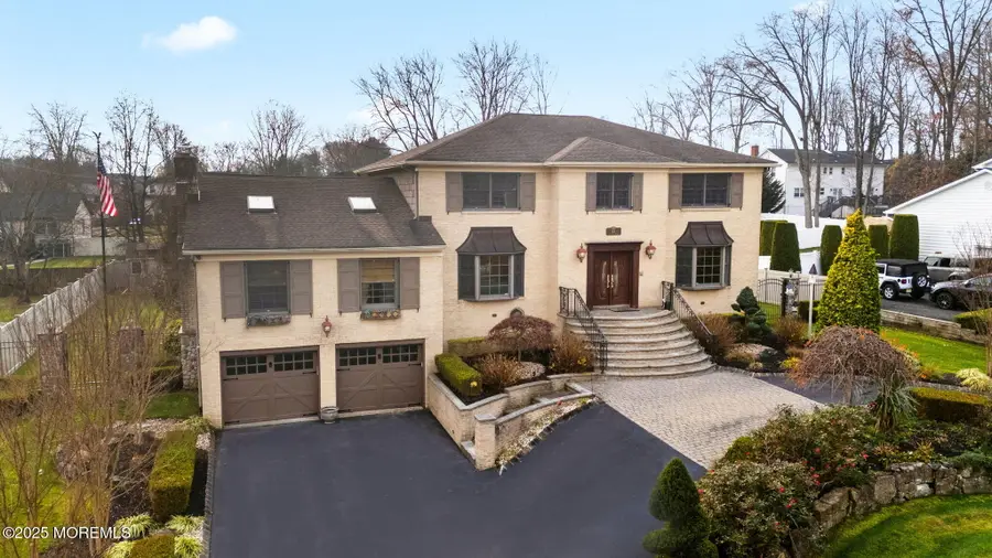 41 Thomas Drive, Manalapan Township, NJ 07726 - Image #3