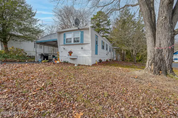 12 Alissa Terrace, Jackson, NJ 08527