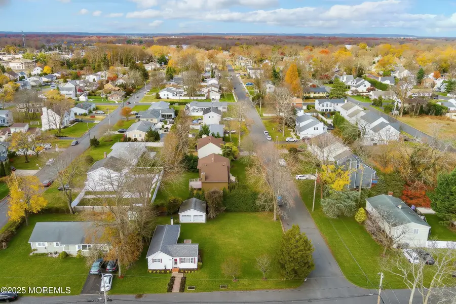 709 Talmadge Avenue, Oakhurst, NJ 07755 - Image #3