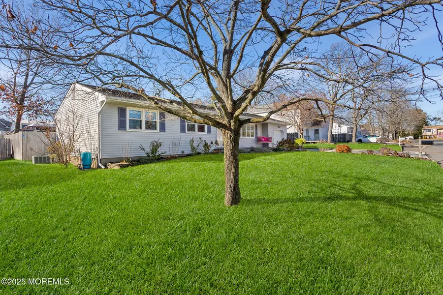 380 Delaware Drive, Brick, NJ 08723 - Image #2