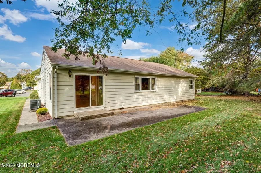 22 Madras Court, Toms River, NJ 08757 - Image #3