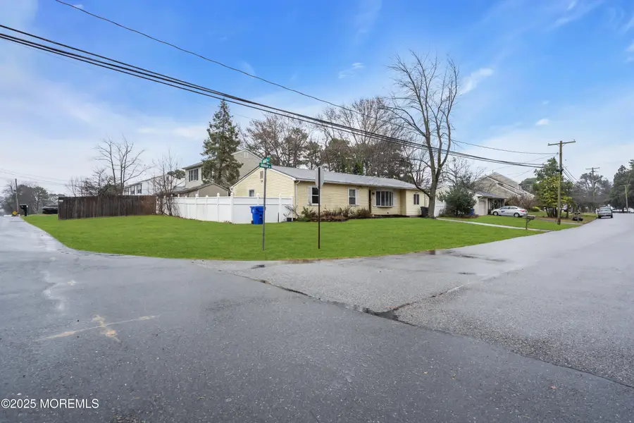 267 Emerald Drive, Brick, NJ 08723 - Image #2