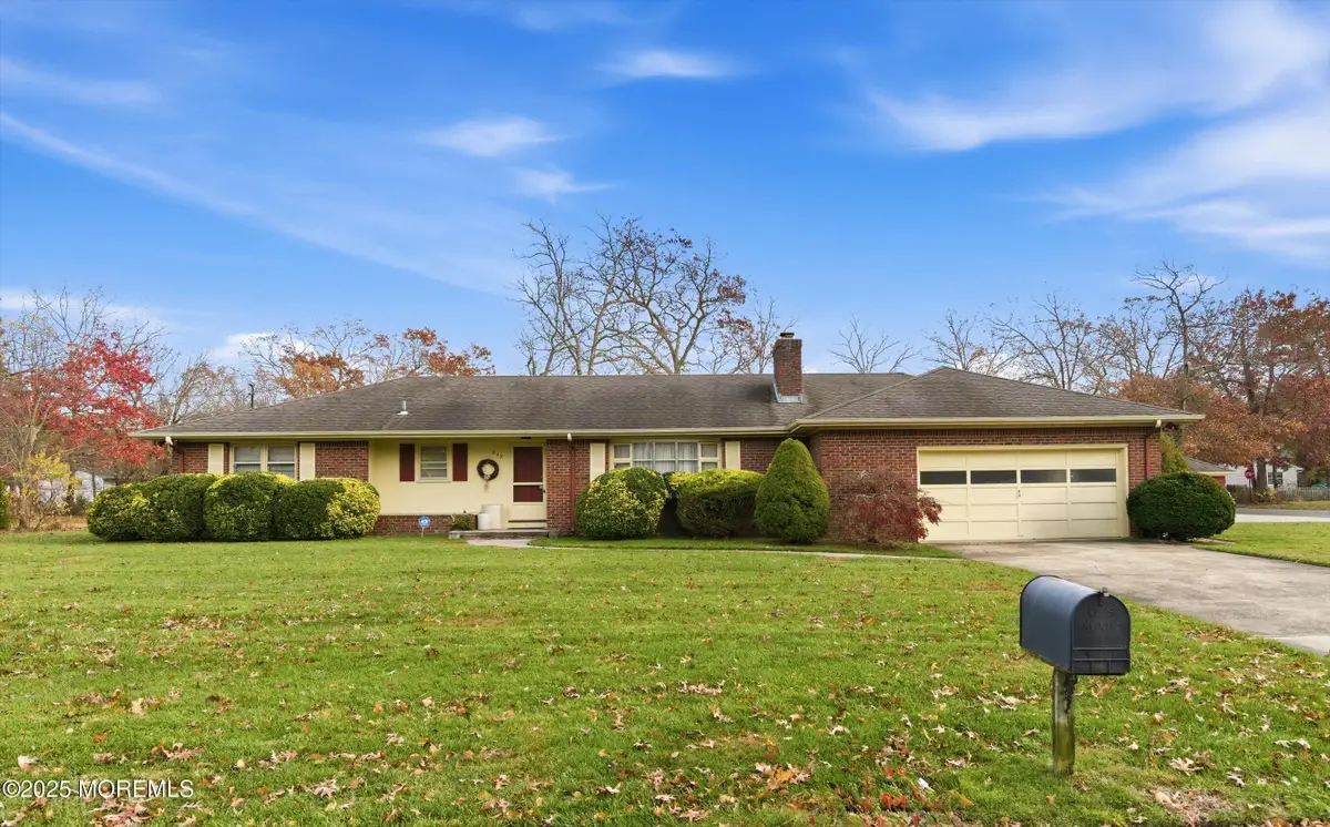 649 Spray Avenue, Beachwood, NJ 08722 - Image #1