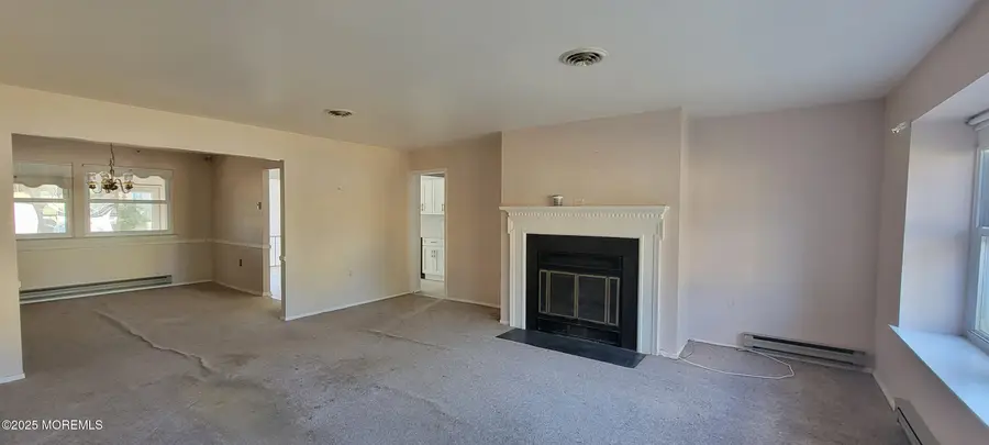 6 Holyoke Court, Whiting, NJ 08759 - Image #2