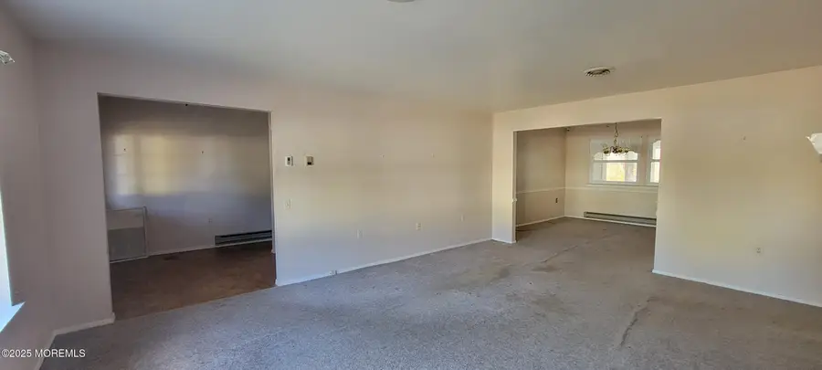 6 Holyoke Court, Whiting, NJ 08759 - Image #3