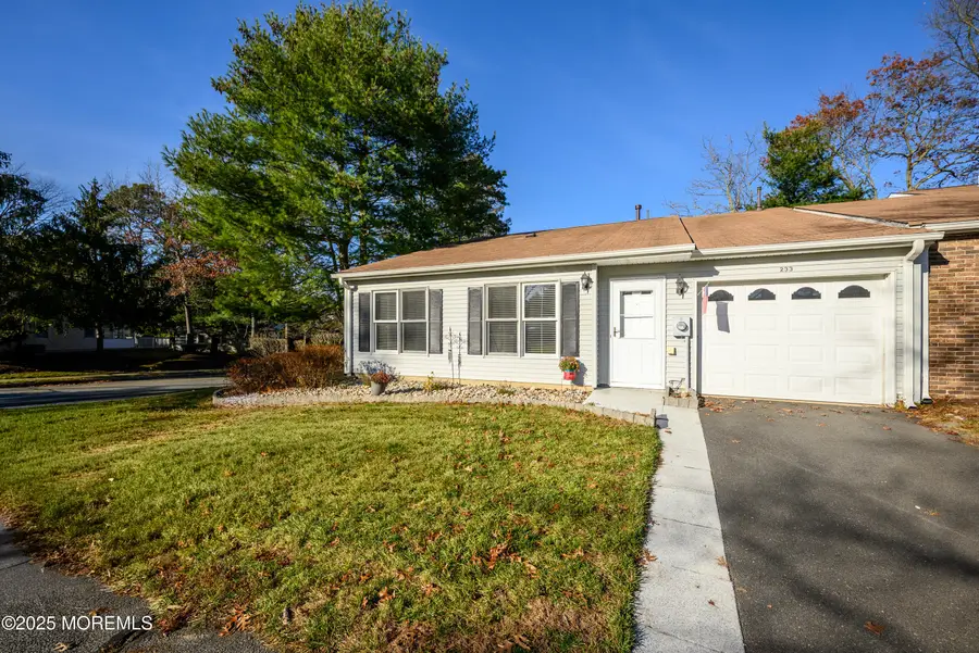 233 Cloverdale Drive, Lakewood, NJ 08701 - Image #2