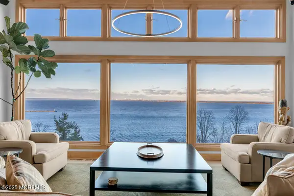 18 Belvidere Road, Atlantic Highlands, NJ 07716