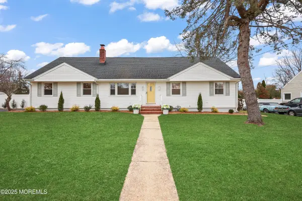 8 Arbor Way, Ocean Twp, NJ 07712