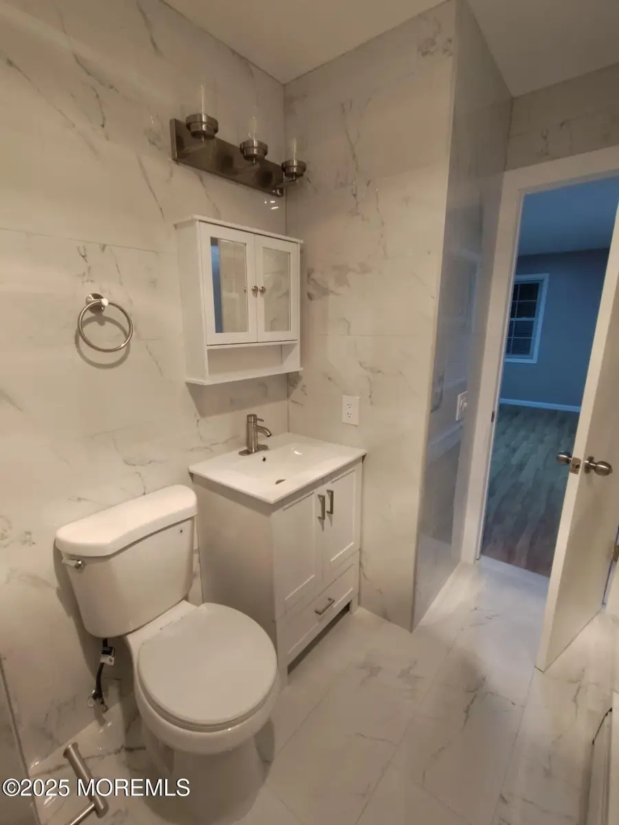 19 Plymouth Drive, Toms River, NJ 08757 - Image #3