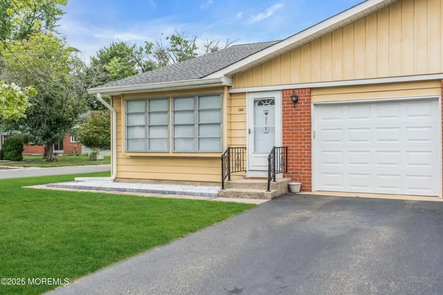 14 A Yorktowne Parkway, Manchester Township, NJ 08759 - Image #2