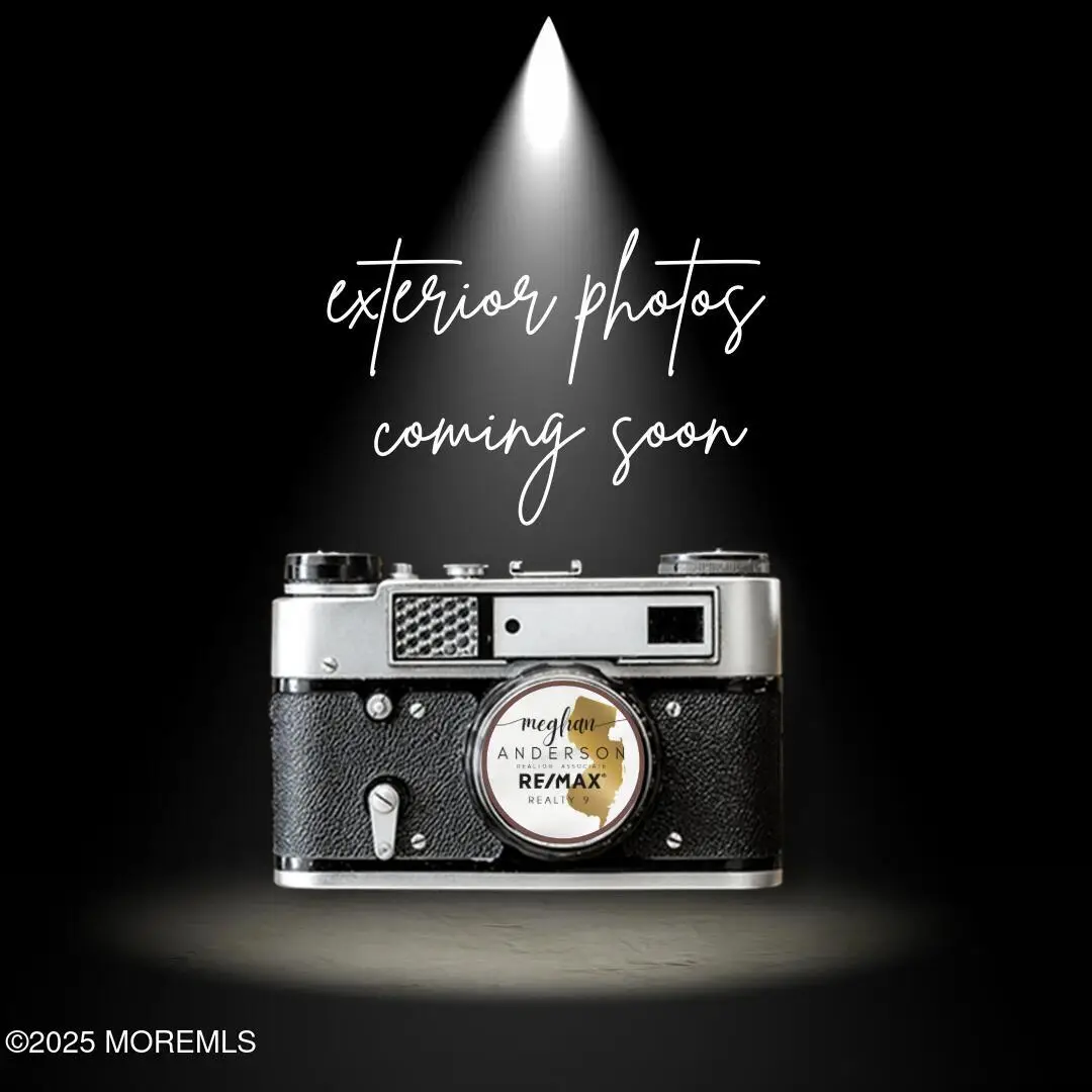 1 Colleen Circle, Ewing Township, NJ 08638 - Image #1