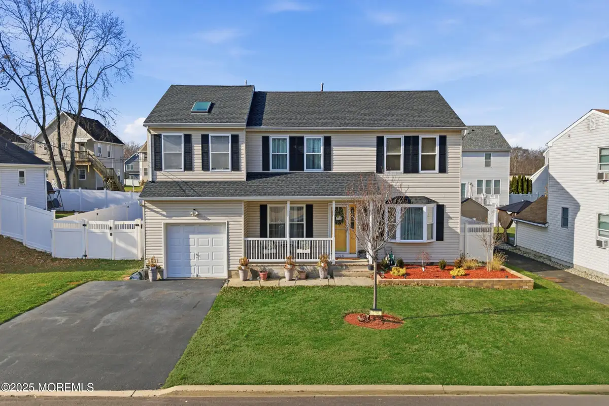 198 Arlington Avenue, Cliffwood, NJ 07721 - Image #1
