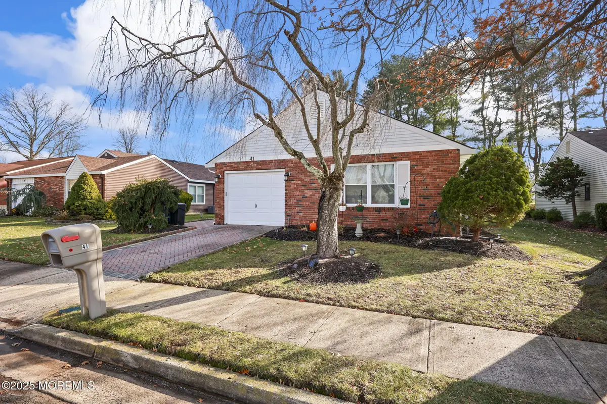 41 Suffolk Way, Marlboro, NJ 07746 - Image #1