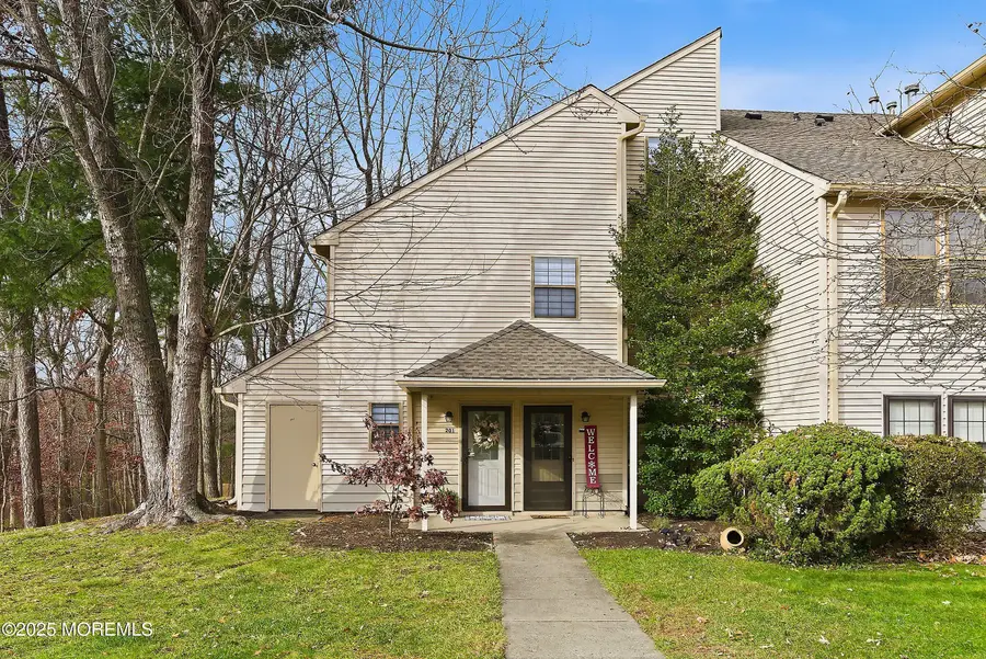 201 Begonia Court, Jackson, NJ 08527 - Image #2