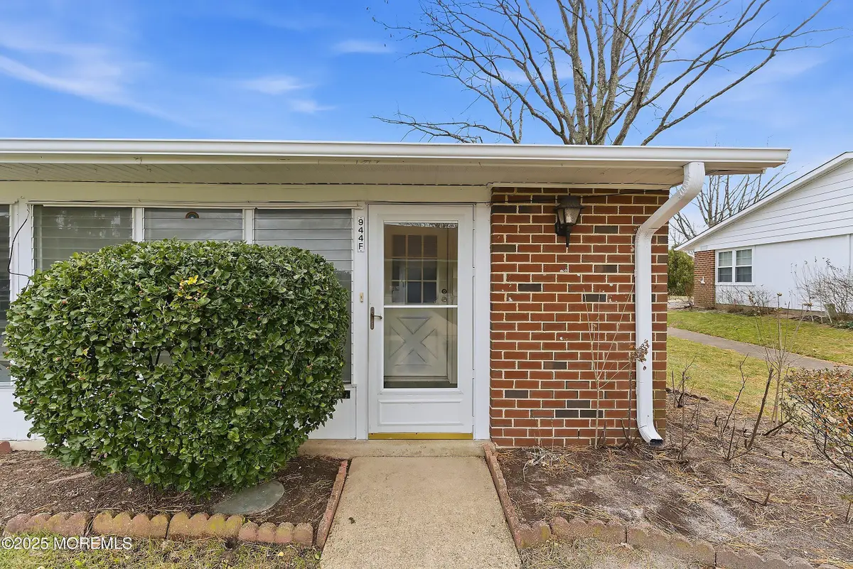 944F Aberdeen Drive, Lakewood, NJ 08701 - Image #1