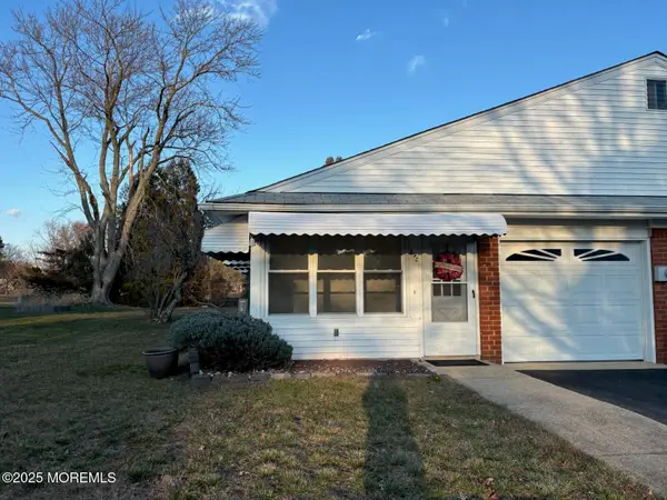 89 Fairway Lane #C, Whiting, NJ 08759