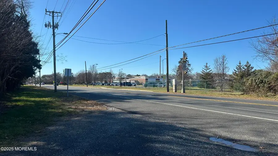 295 Main Street, Manahawkin, NJ 08050 - Image #3