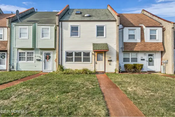 182 Greenwood Loop Road, Brick, NJ 08724