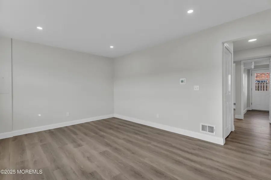 182 Greenwood Loop Road, Brick, NJ 08724 - Image #3