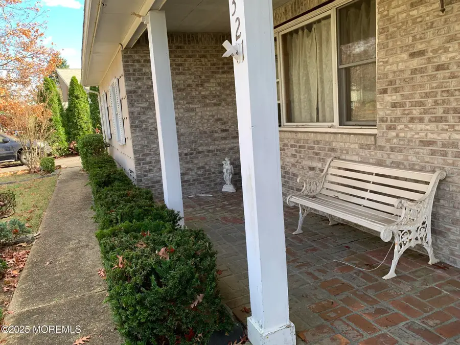 321 Marc Drive, Toms River, NJ 08753 - Image #3