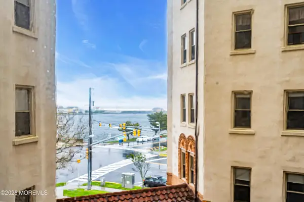 400 Deal Lake Drive #3K, Asbury Park, NJ 07712