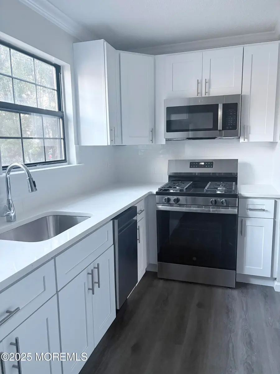 1201 Bluebell Drive, Jackson, NJ 08527 - Image #2