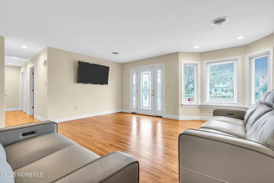 834 Hickory Drive, Lanoka Harbor, NJ 08734 - Image #3