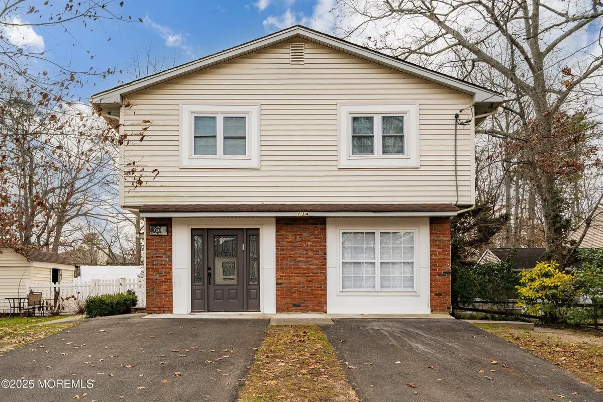134 Shady Lane Drive, Lakewood, NJ 08701 - Image #1