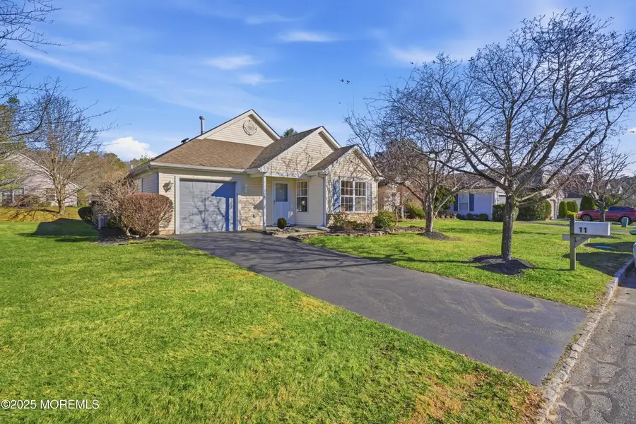 11 Schoolhouse Lane, Lakewood, NJ 08701 - Image #2