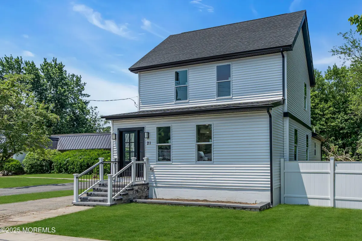 7 Tiger Lilly Court, Sayreville, NJ 08872 - Image #1