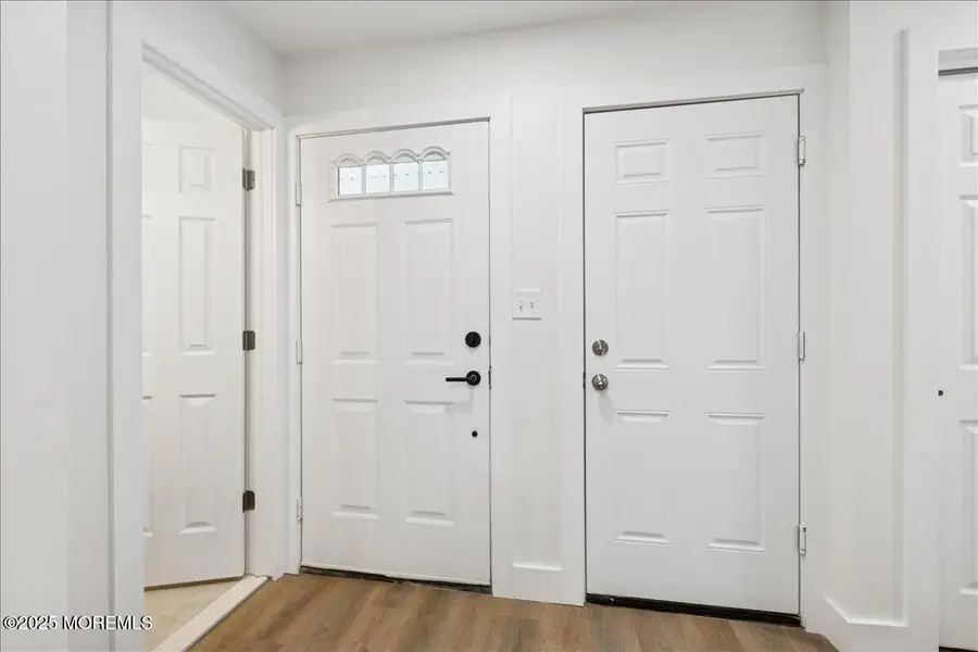 18 Oak Knoll Drive, Matawan, NJ 07747 - Image #3