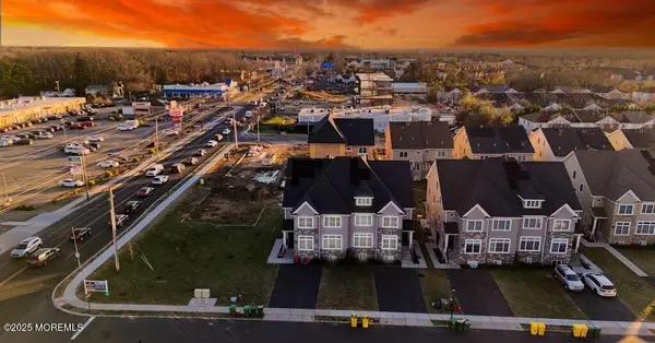 2 Basswood Drive, Lakewood, NJ 08701