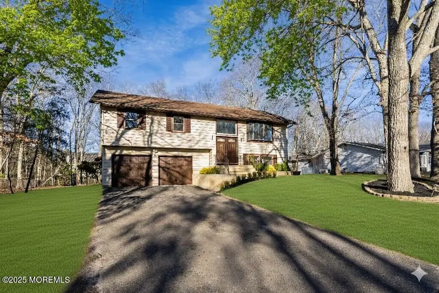 5 New Castle Court, Jackson, NJ 08527 - Image #2