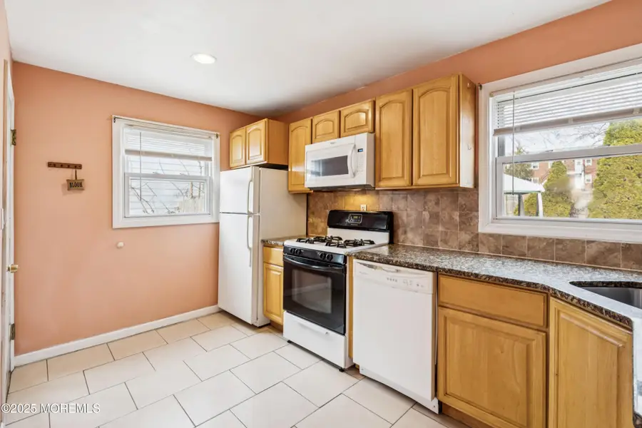 61 Duley Avenue, Edison, NJ 08817 - Image #3