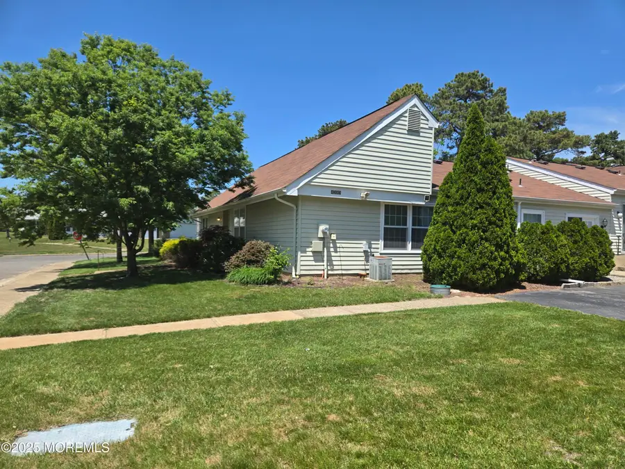 439D Chesterfield Court, Manchester Township, NJ 08759 - Image #2