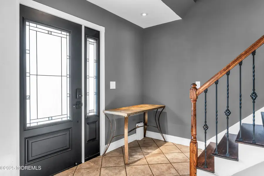 890 Roundtree Drive, Toms River, NJ 08753 - Image #2