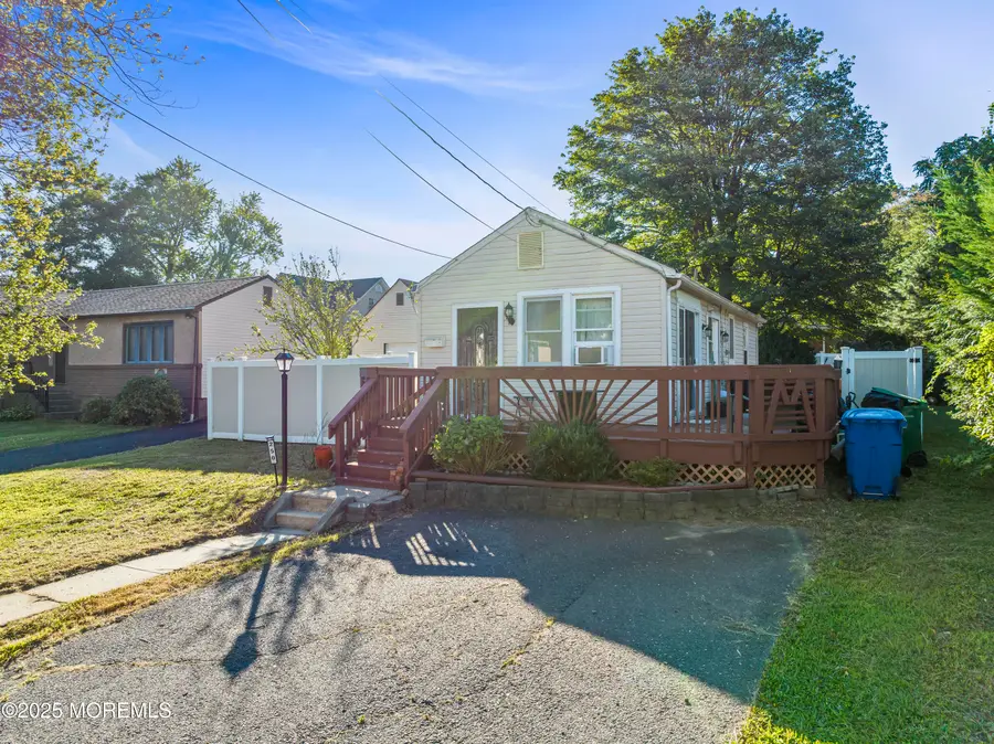 250 Brookside Avenue, Laurence Harbor, NJ 08879 - Image #3