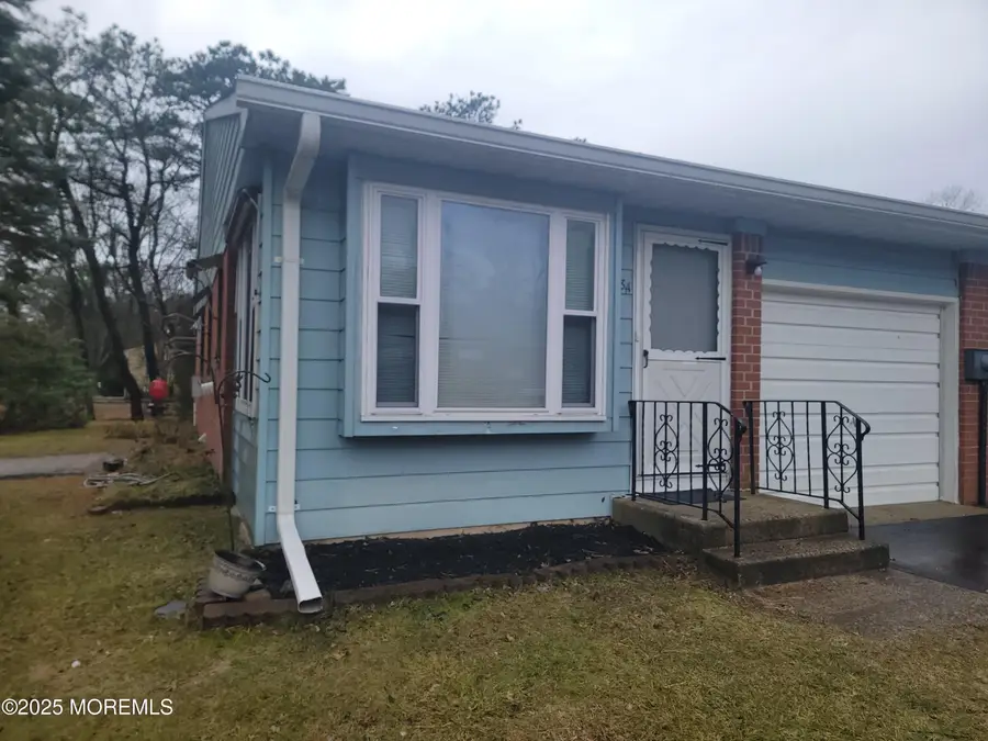 28 A Yorktowne Parkway, Whiting, NJ 08759 - Image #2