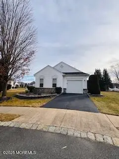 7 Chaminox Court, Manchester Township, NJ 08759 - Image #2