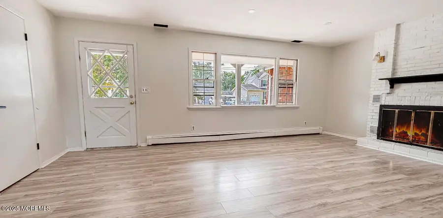 1533 Eleventh Avenue, Toms River, NJ 08757 - Image #3