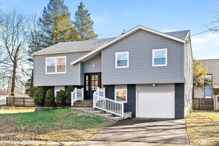 16 Montclair Avenue, Neptune, NJ 07753 - Image #2