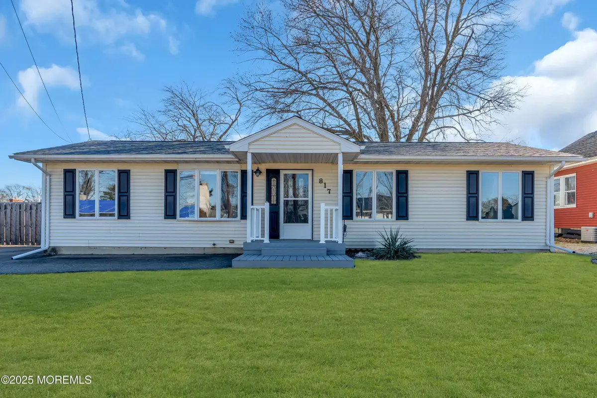 817 Beachwood Boulevard, Beachwood, NJ 08722 - Image #1