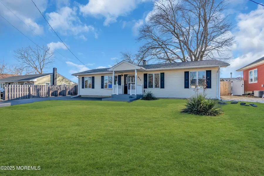 817 Beachwood Boulevard, Beachwood, NJ 08722 - Image #2