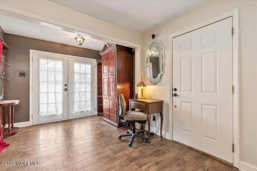 37 Beaconlight Avenue, Keansburg, NJ 07734 - Image #3