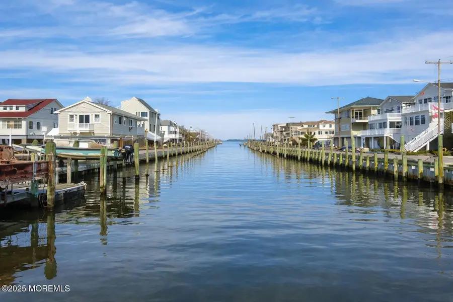 52 Washington Avenue, Highlands, NJ 07732 - Image #2