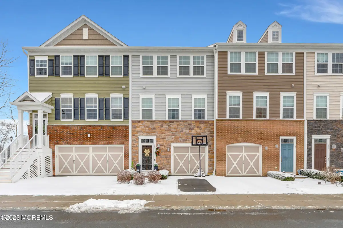 153 Waypoint Drive, Eatontown, NJ 07724 - Image #1